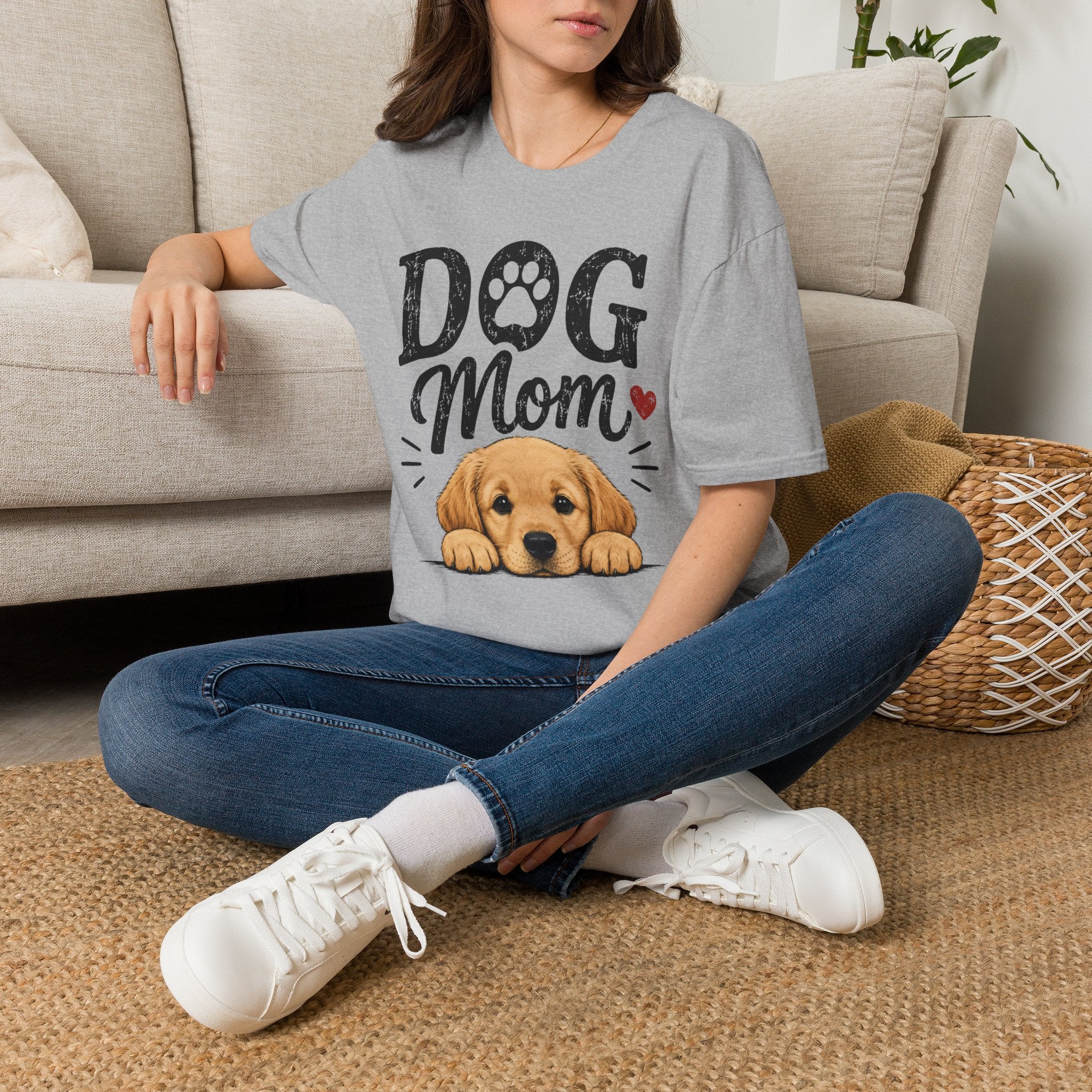 DogMom T-shirt